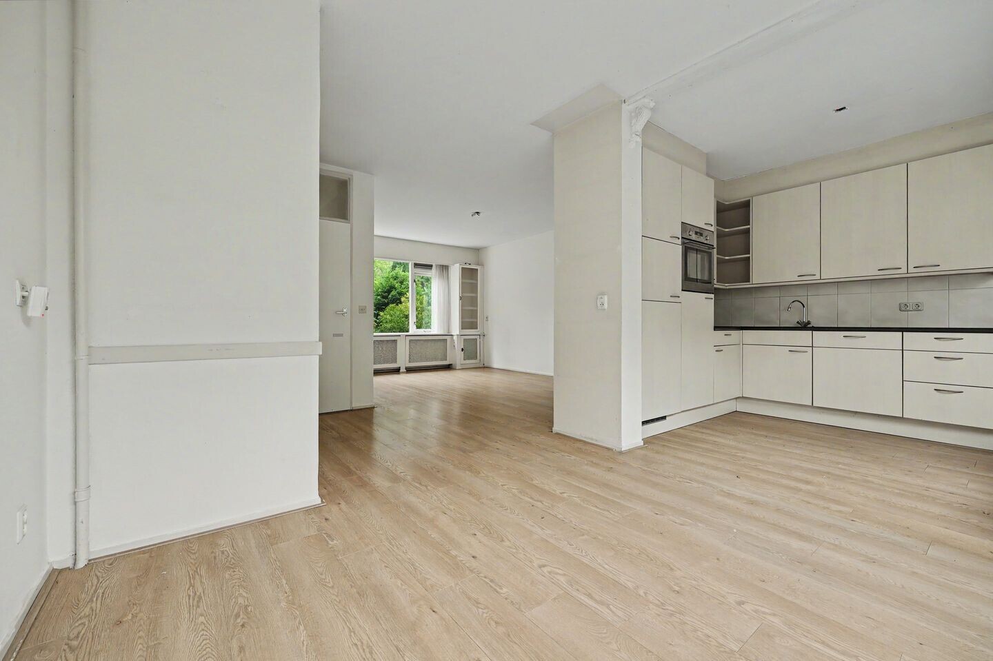 Tussenwoning te koop: Vromoldsland 27, Middelburg