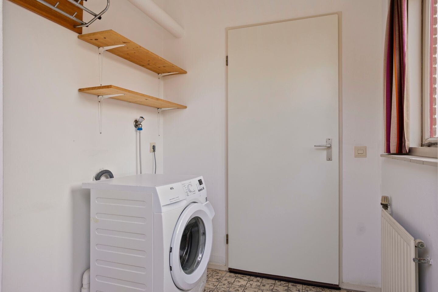 Twee-onder-één-kap te koop: Smaragd 49, Middelburg