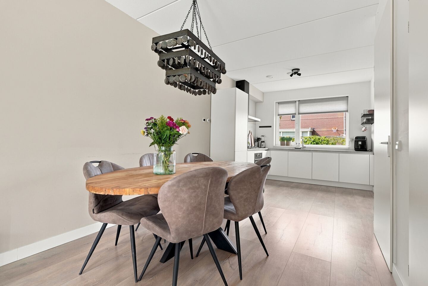 Tussenwoning te koop: Elvis Presleystraat 19, Middelburg