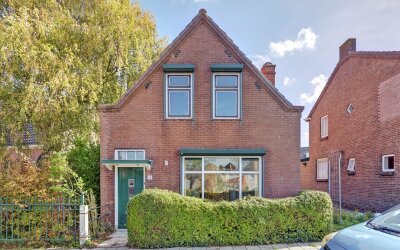 Burg. Langebeekestraat 12
