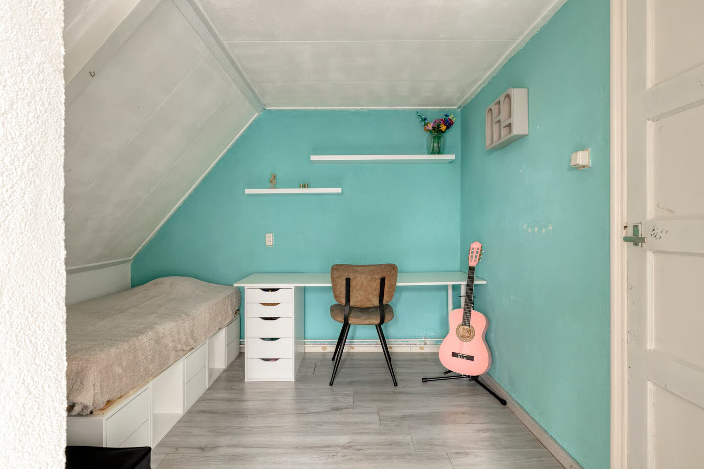 Twee-onder-één-kap te koop: Dorpsstraat 45, Gapinge