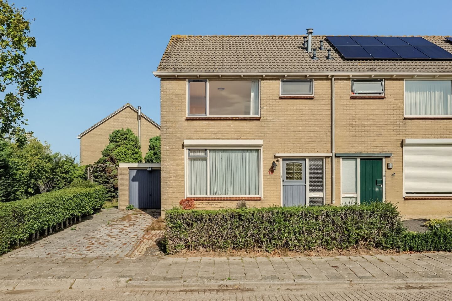 Hoekwoning te koop: Luijksberglaan 12, Serooskerke