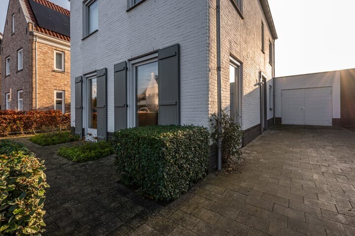 Hoekwoning te koop: Schulenburg 48, Oostkapelle