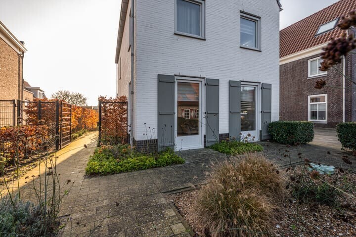 Hoekwoning te koop: Schulenburg 48, Oostkapelle