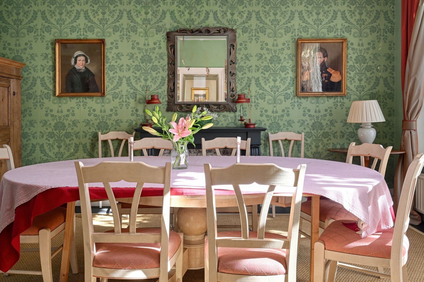 Tussenwoning te koop: Weststraat 16, Domburg