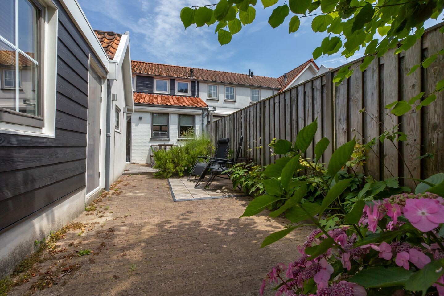 Tussenwoning te koop: Kanonweistraat 8, Domburg