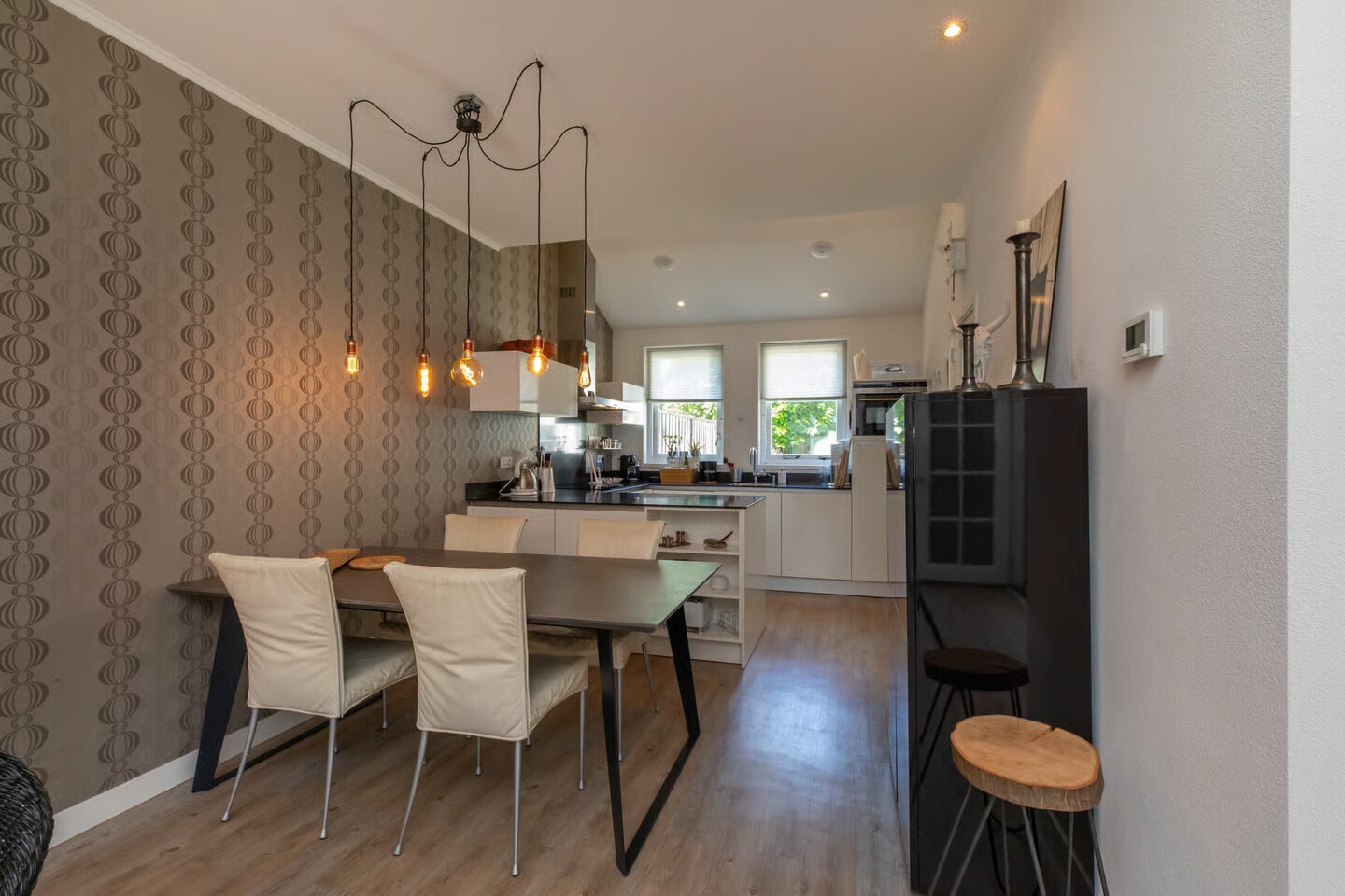 Tussenwoning te koop: Kanonweistraat 8, Domburg