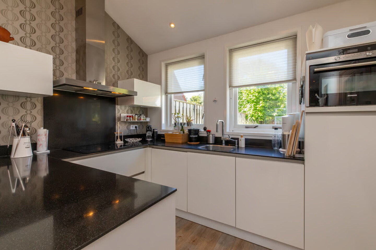 Tussenwoning te koop: Kanonweistraat 8, Domburg