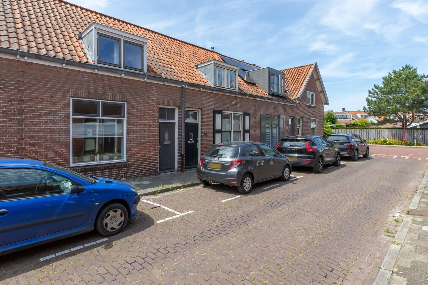 Tussenwoning te koop: Kanonweistraat 8, Domburg