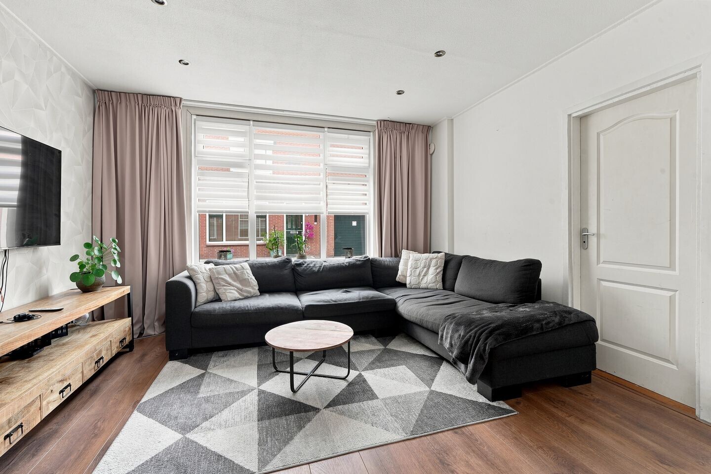 Tussenwoning te koop: Koudorpstraat 9, Westkapelle