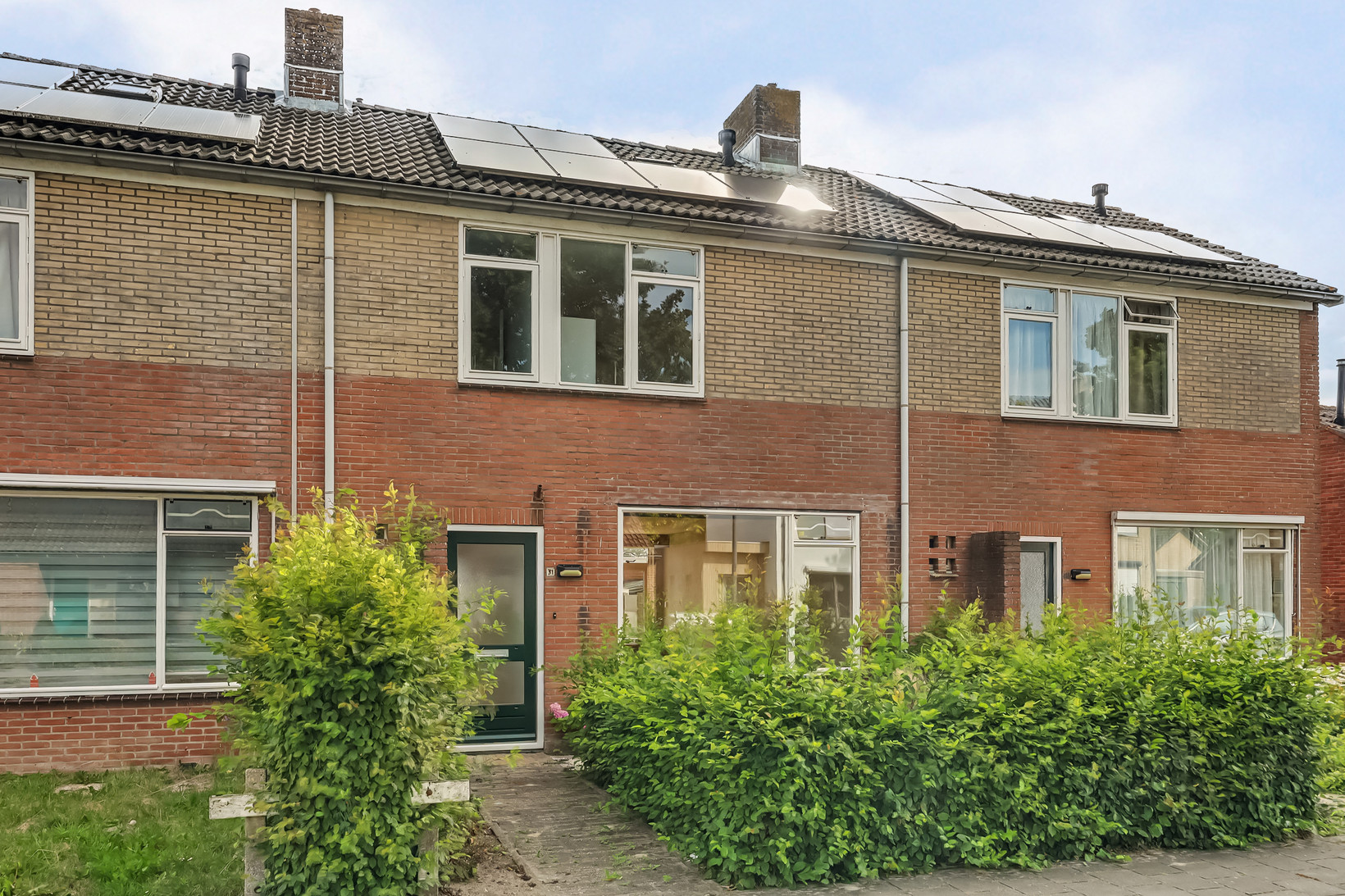 Tussenwoning te koop: Burgemeester Geuzestraat 31, Aagtekerke