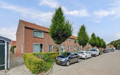Burgemeester Bouwmanstraat 28