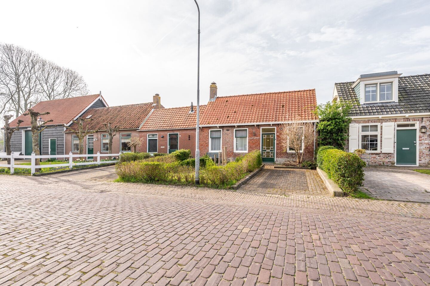 Twee-onder-één-kap te koop: Jacob Catsstraat 10, Grijpskerke