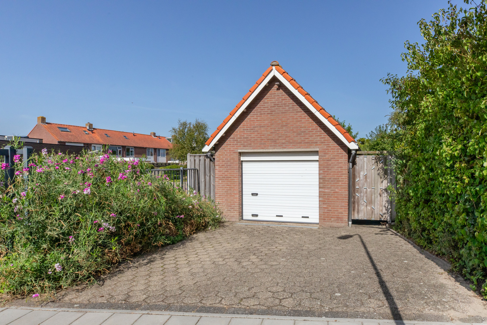 Hoekwoning te koop: Dorpsplein 14, Koudekerke