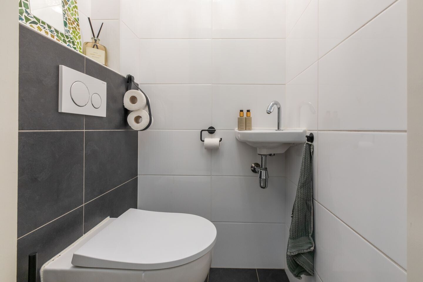 Tussenwoning te koop: de Ruyterstraat 41, Koudekerke