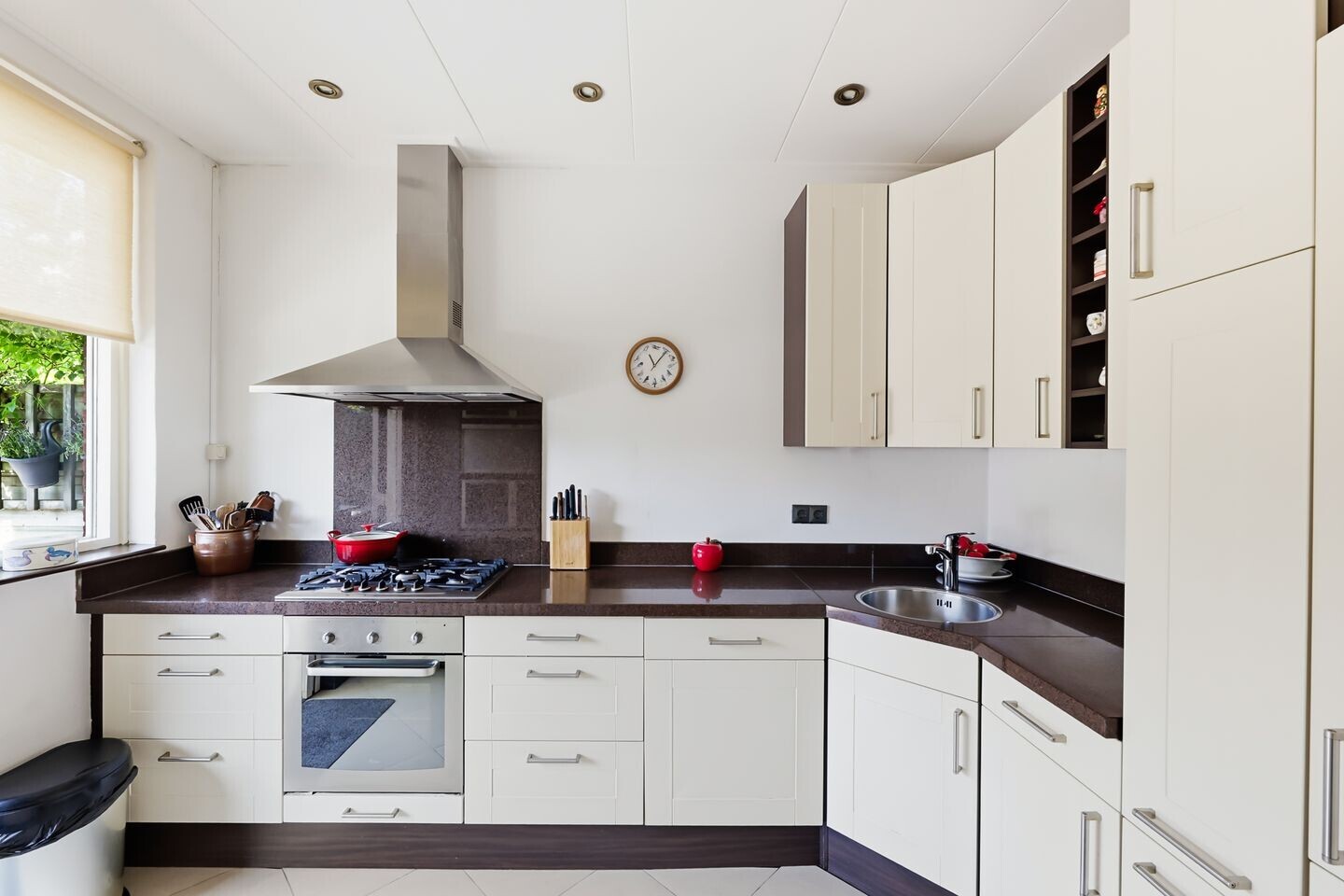 Hoekwoning te koop: Kerkhoflaan 4, Koudekerke