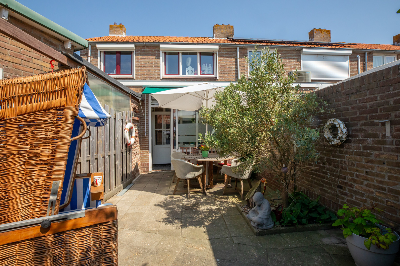 Hoekwoning te koop: Oranjeplein 17, Zoutelande