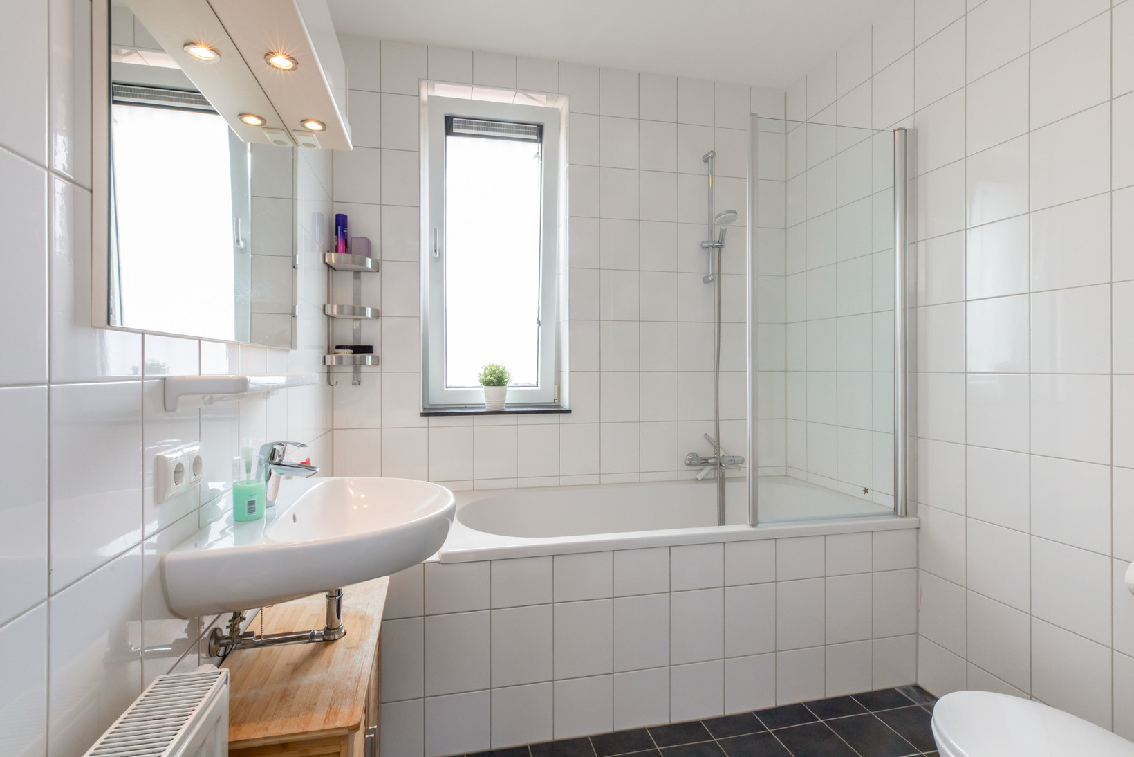 Tussenwoning te koop: Leenes Land 17A, Zoutelande