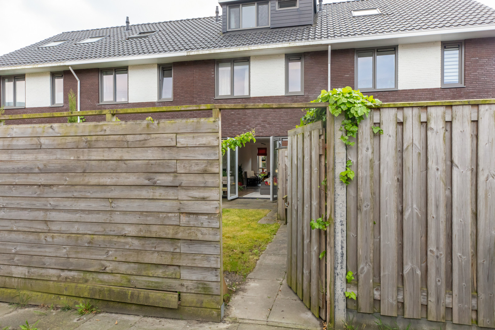 Tussenwoning te koop: Leenes Land 17A, Zoutelande
