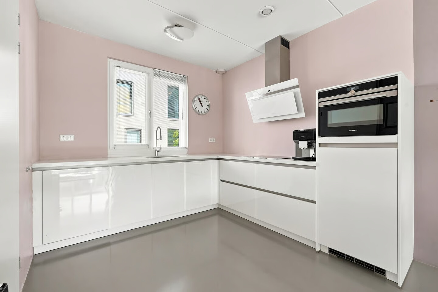 Tussenwoning te koop: Wagenaarstraat 20, Vlissingen