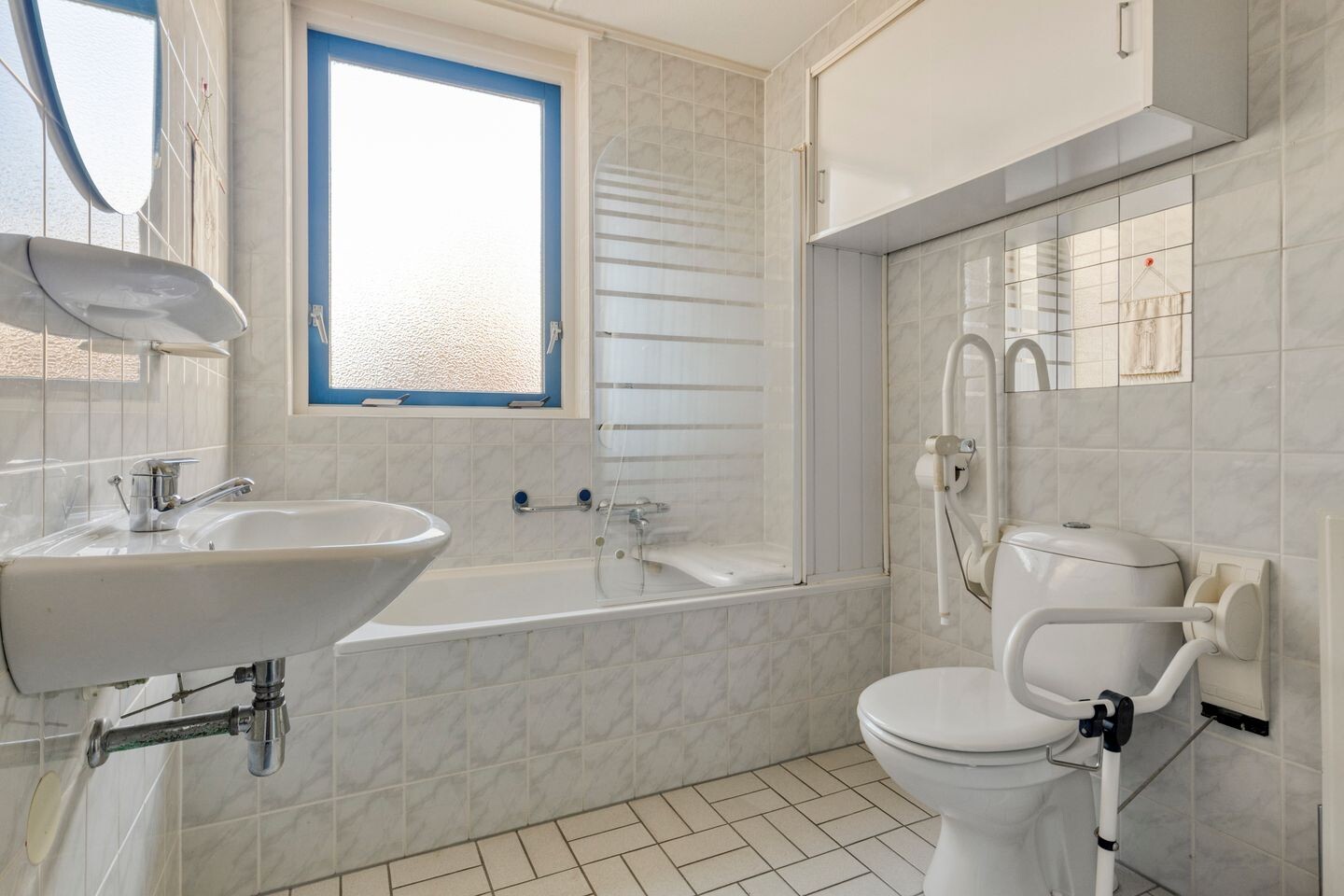 Tussenwoning te koop: Ruys de Beerenbrouckstraat 145, Vlissingen