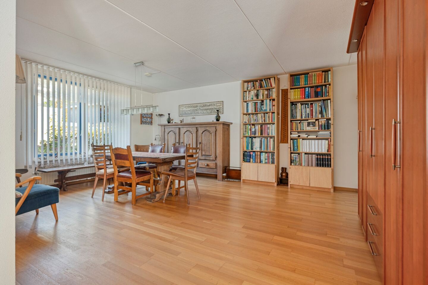 Tussenwoning te koop: Ruys de Beerenbrouckstraat 145, Vlissingen