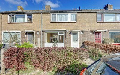 Donker Curtiusstraat 34