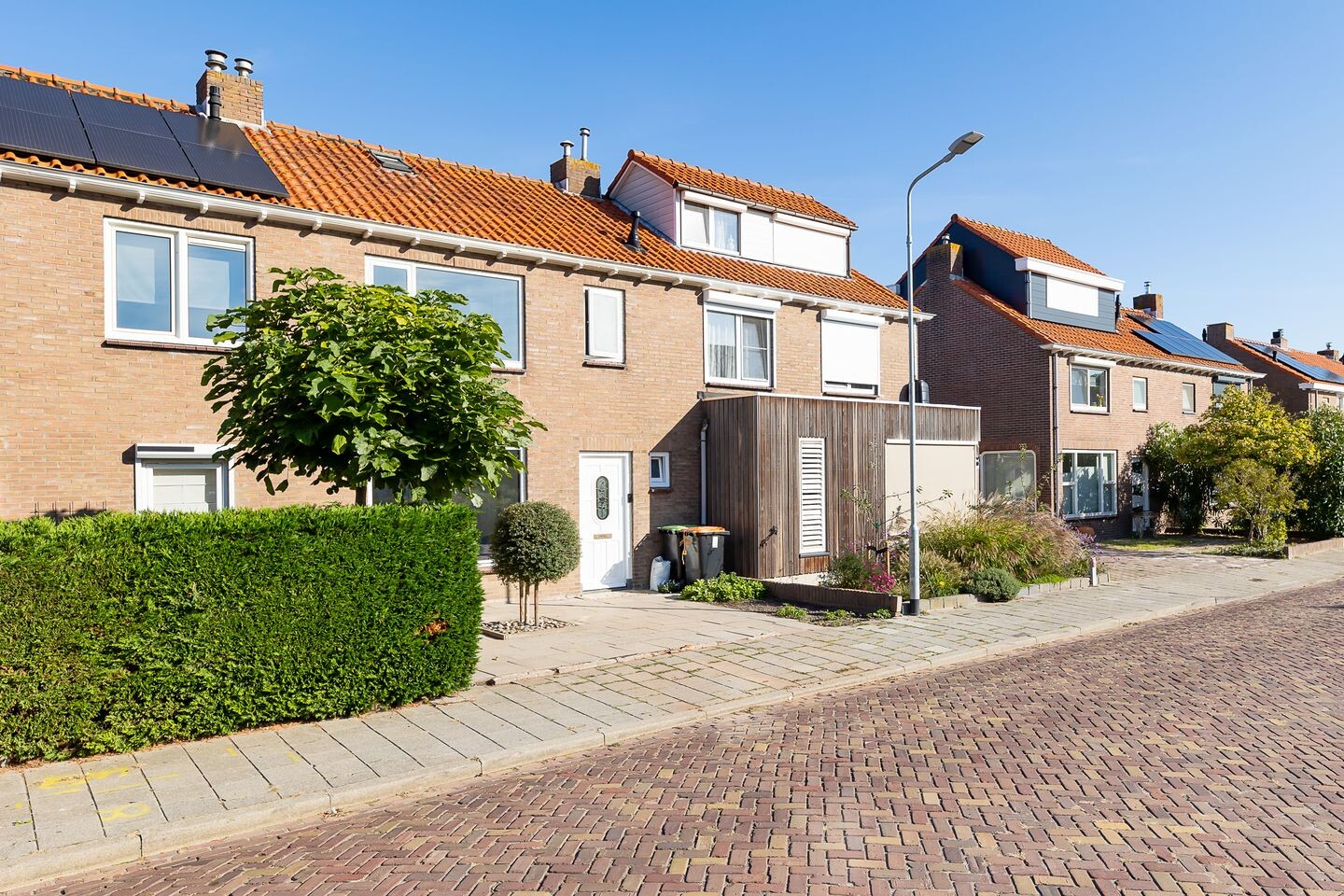 Tussenwoning te koop: Van Doornlaan 34, Vlissingen