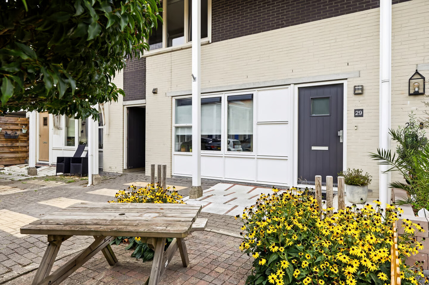 Tussenwoning te koop: Keizer Karelhof 29, Vlissingen