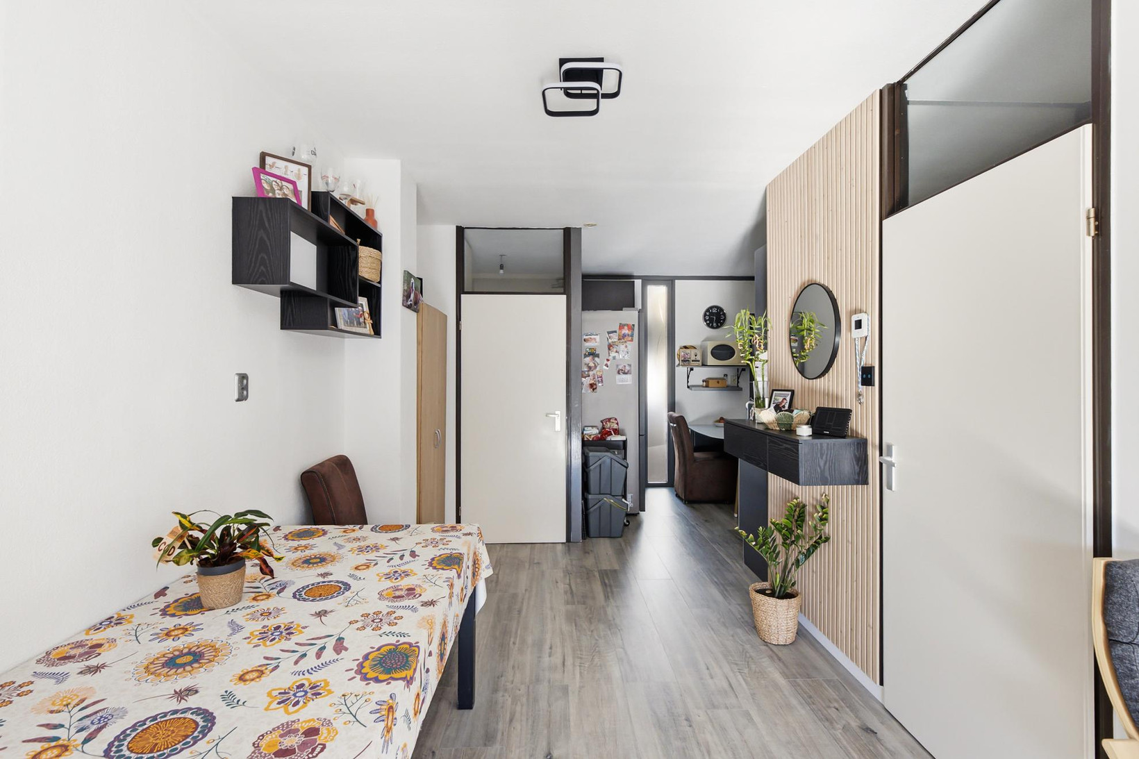 Tussenwoning te koop: Kanariesprenk 227, Vlissingen