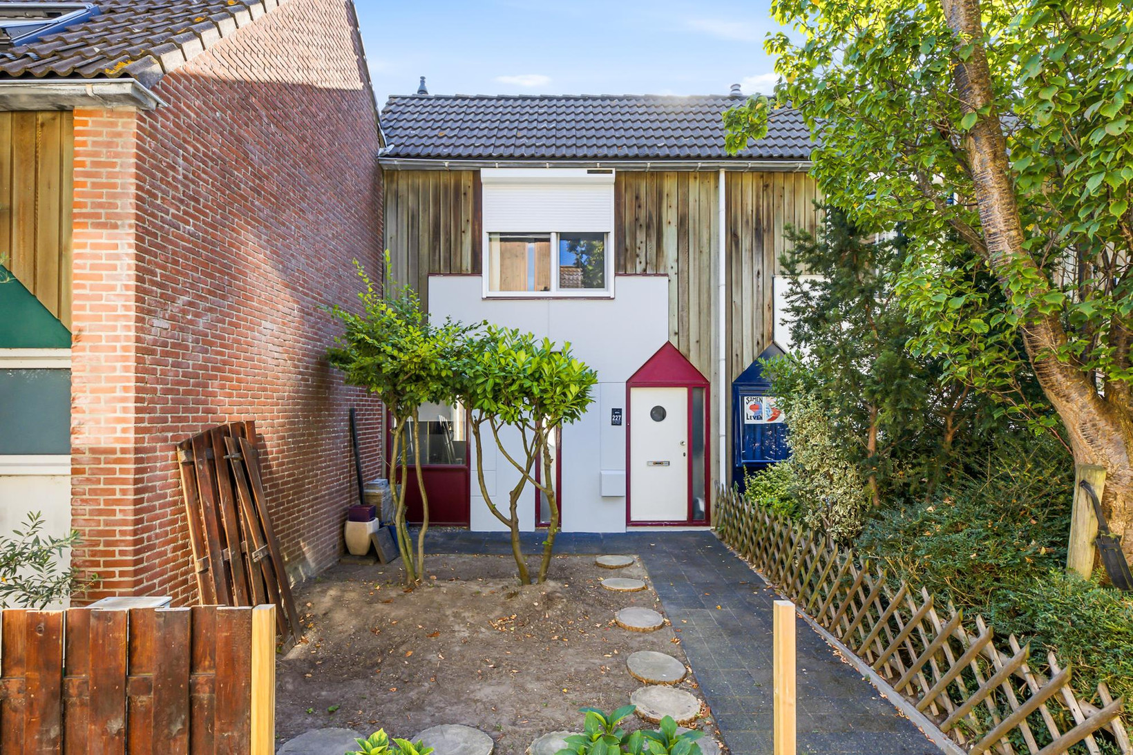 Tussenwoning te koop: Kanariesprenk 227, Vlissingen