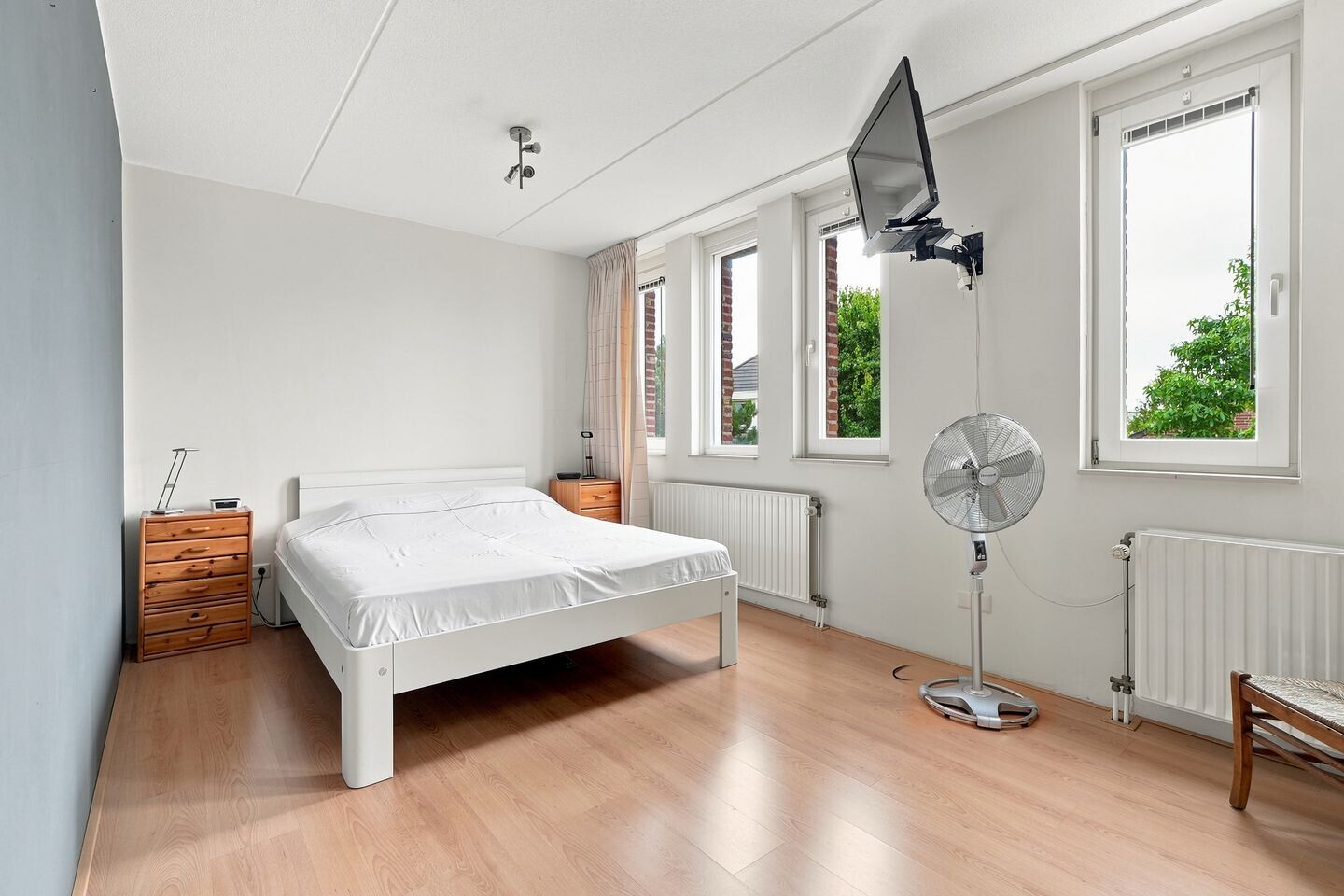 Tussenwoning te koop: Haagland 28, Vlissingen