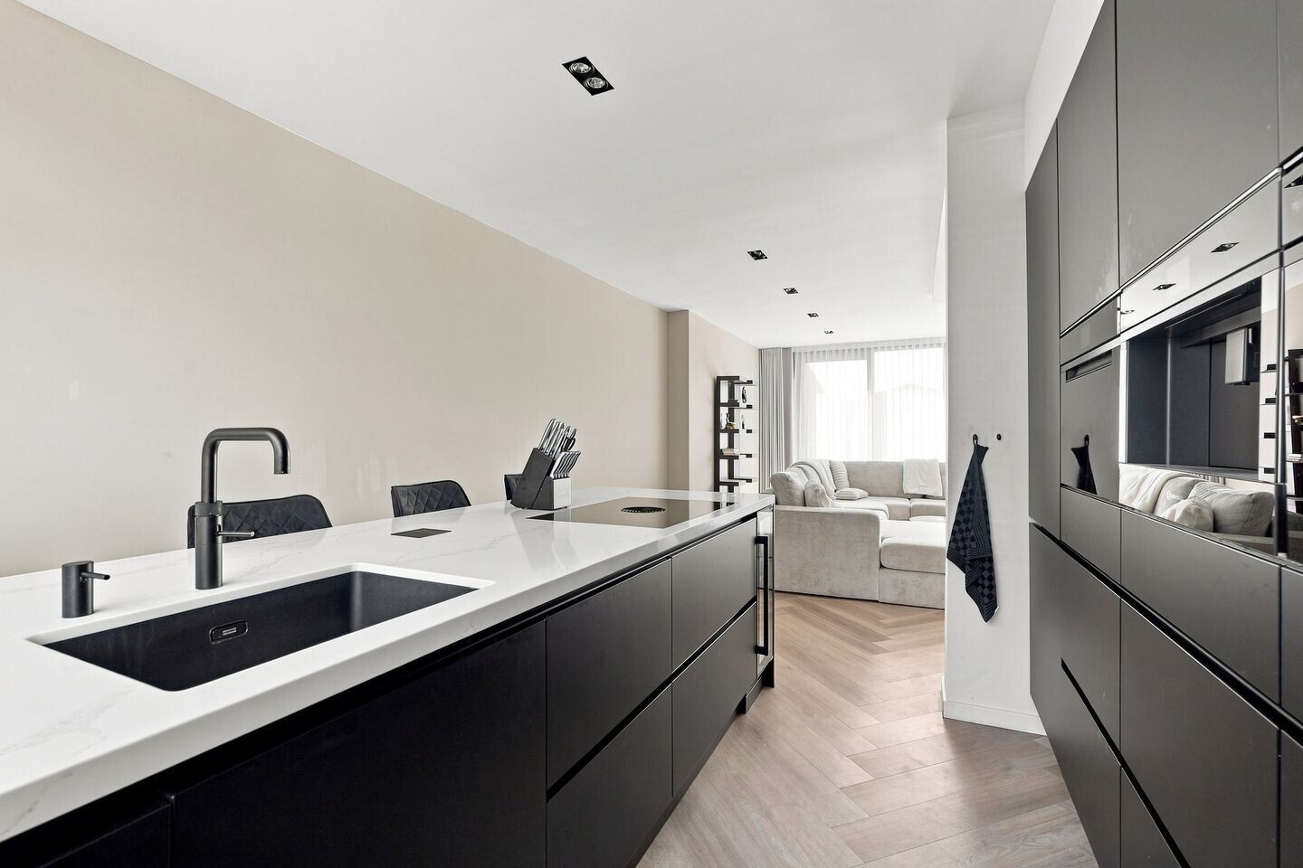 Tussenwoning te koop: Doornluststraat 23, Oost-Souburg