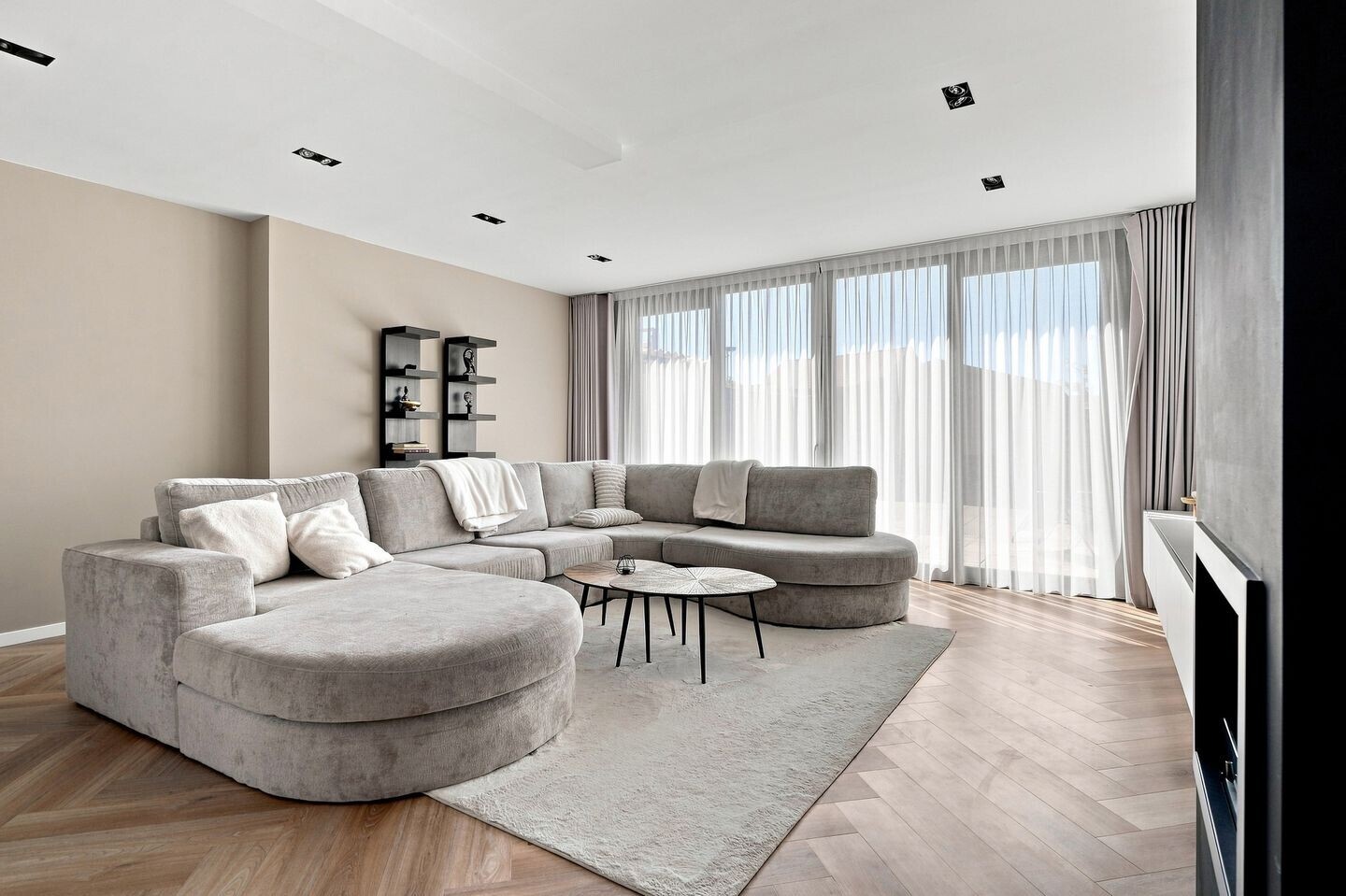 Tussenwoning te koop: Doornluststraat 23, Oost-Souburg
