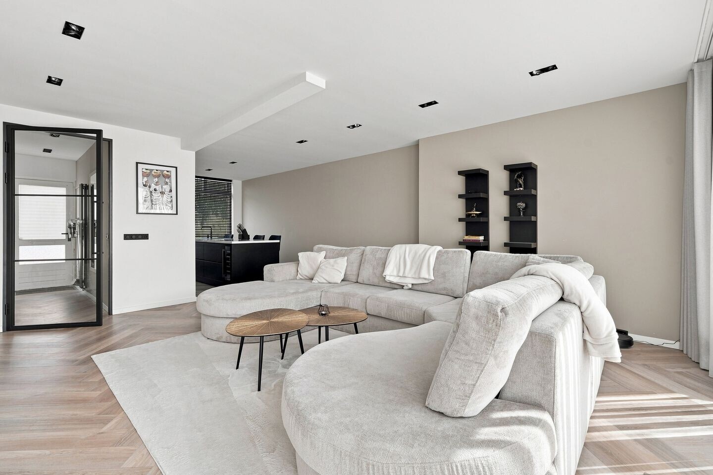 Tussenwoning te koop: Doornluststraat 23, Oost-Souburg