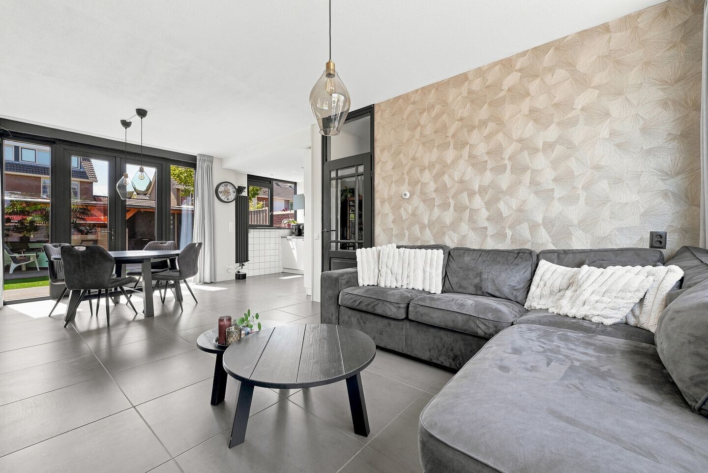 Hoekwoning te koop: Pieter Louwersestraat 41, Oost-Souburg