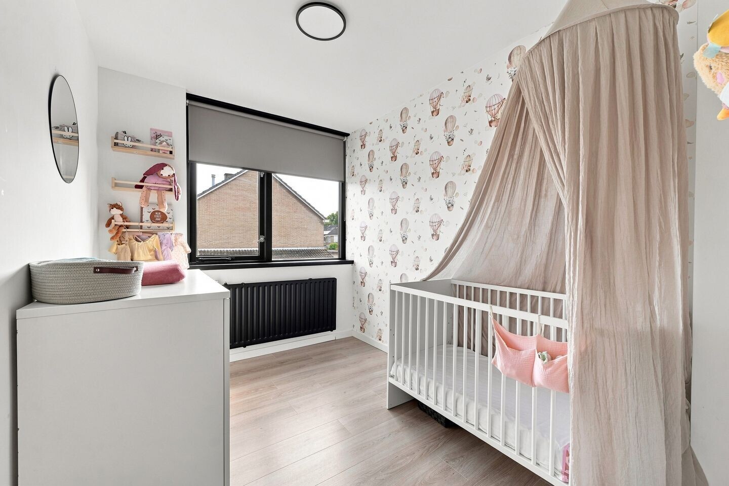 Hoekwoning te koop: Wittezeestraat 49, Oost-Souburg