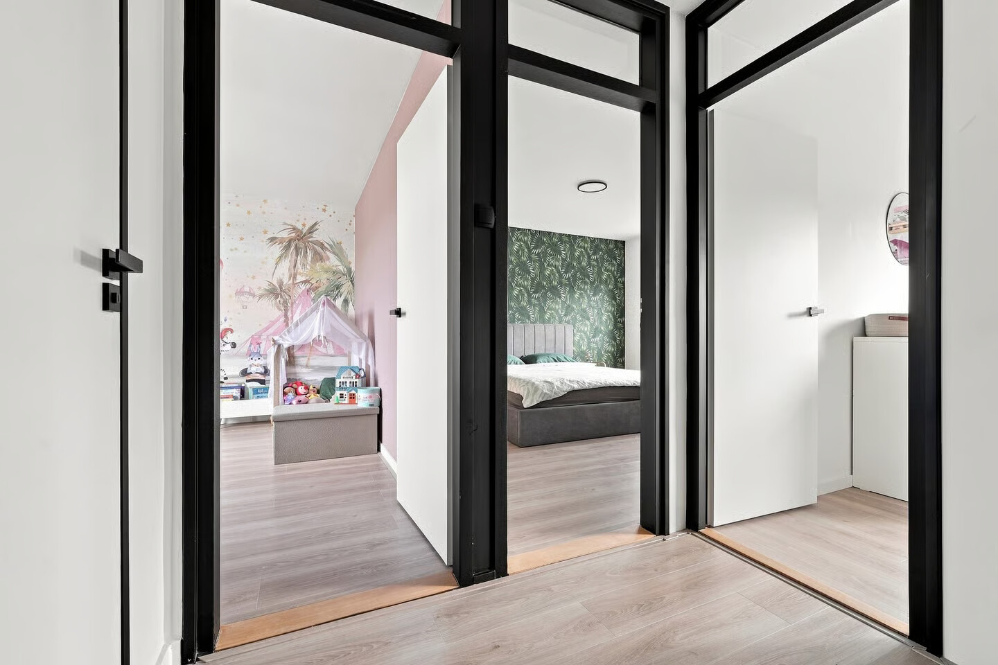 Hoekwoning te koop: Wittezeestraat 49, Oost-Souburg