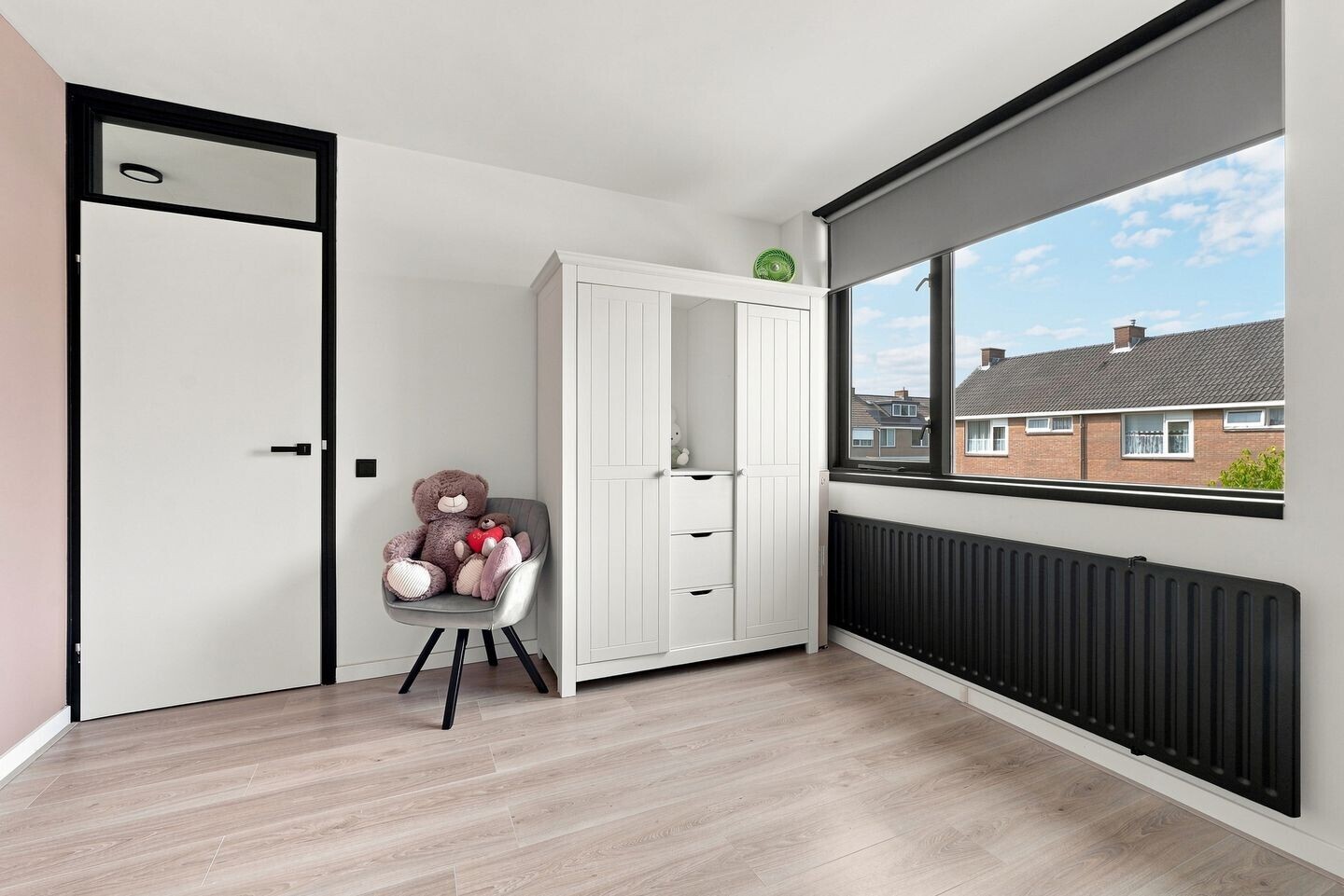 Hoekwoning te koop: Wittezeestraat 49, Oost-Souburg