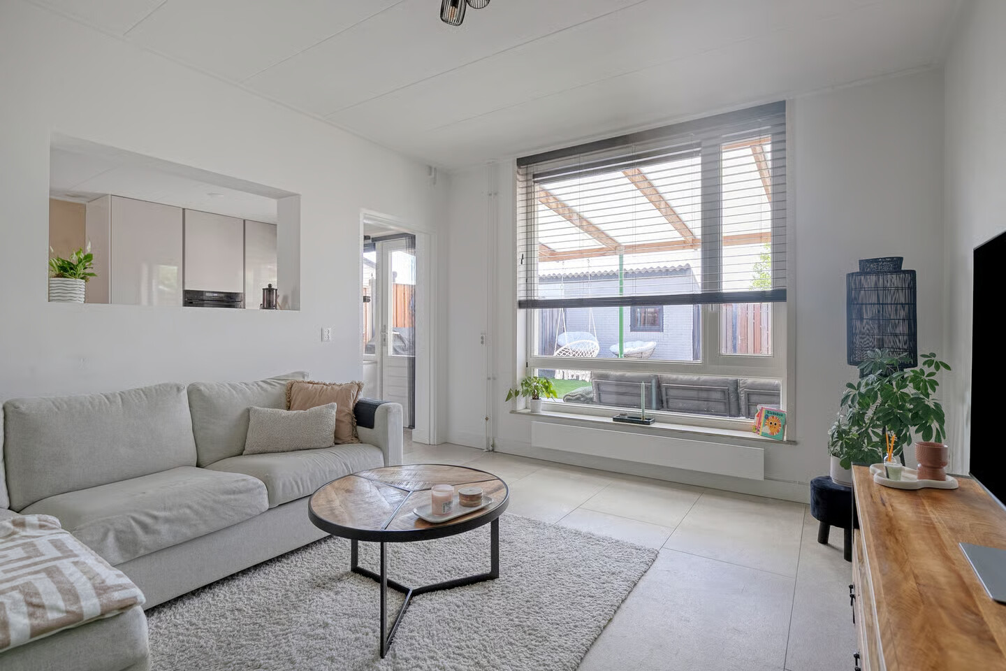 Tussenwoning te koop: Kromwegesingel 32, Oost-Souburg