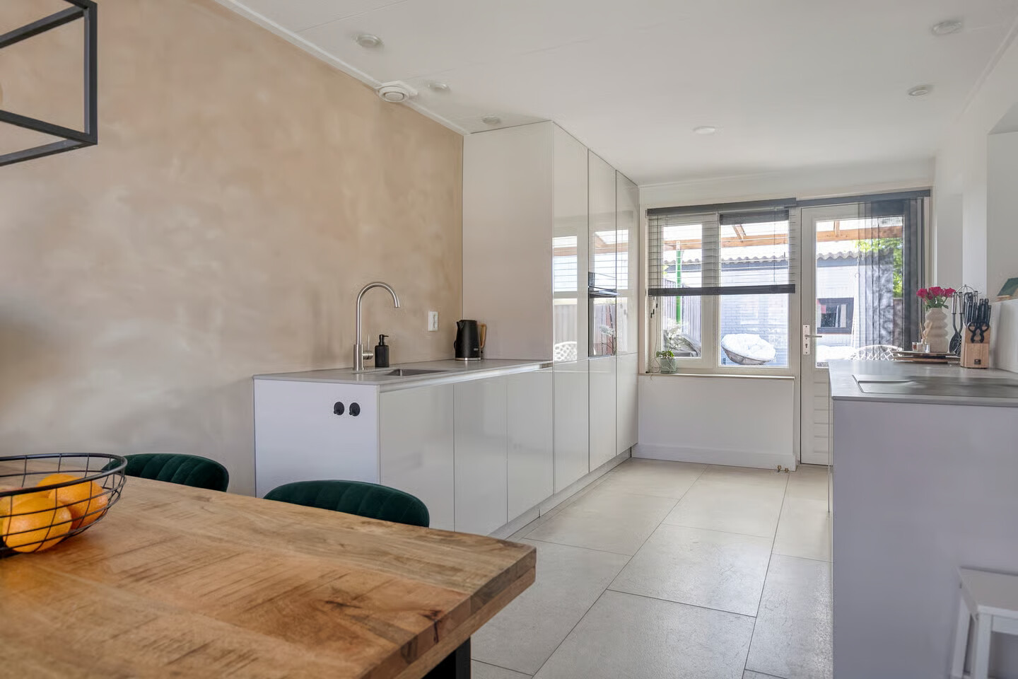 Tussenwoning te koop: Kromwegesingel 32, Oost-Souburg