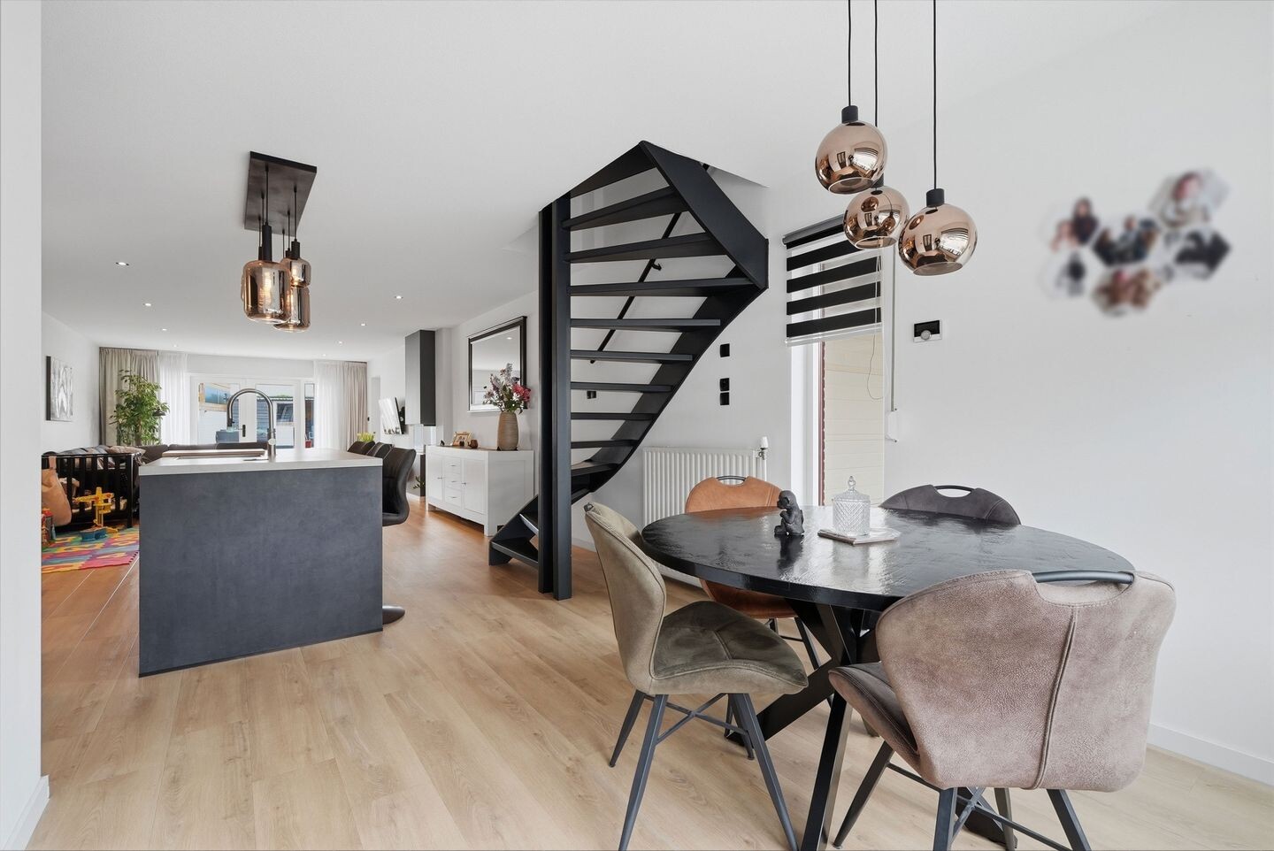 Tussenwoning te koop: Ritthemsestraat 48, Oost-Souburg