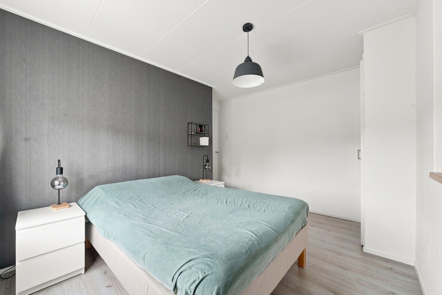 Tussenwoning te koop: Burgemeester Stemerdinglaan 190, Oost-Souburg