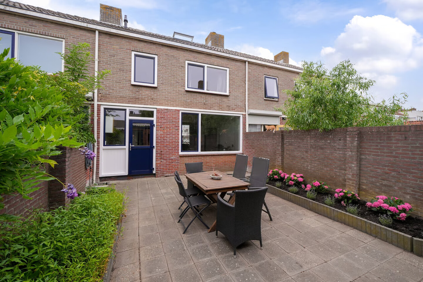 Tussenwoning te koop: Burgemeester Stemerdinglaan 190, Oost-Souburg