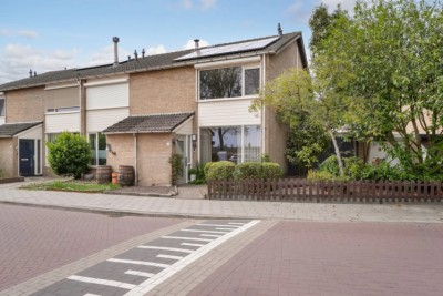 Esdoornstraat 73