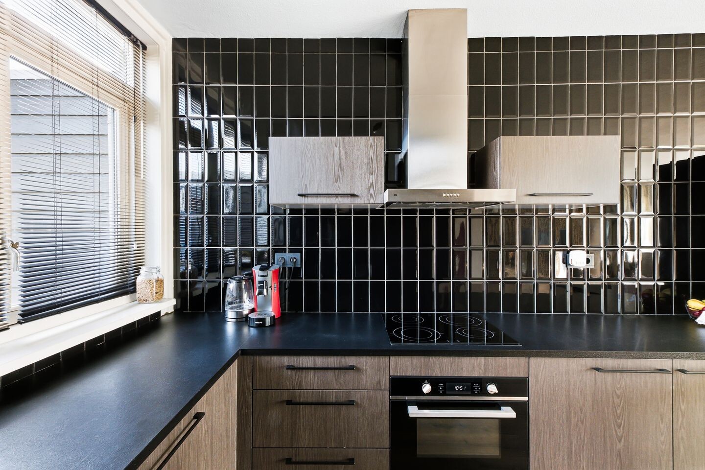 Tussenwoning te koop: Ijsselstraat 15, Oost-Souburg