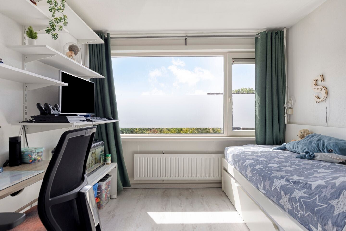 Tussenwoning te koop: Middelburgsestraat 107, Oost-Souburg