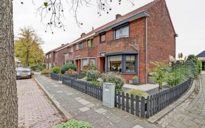 Burg Elenbaasstraat 3
