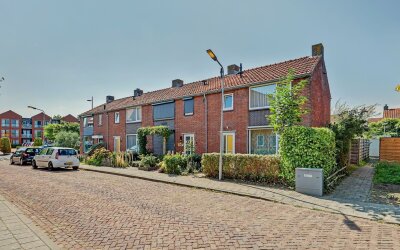 Langeviele 33