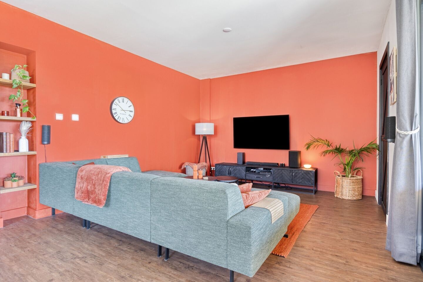Vrijstaande woning te koop: Newtonlaan 26, Kruiningen